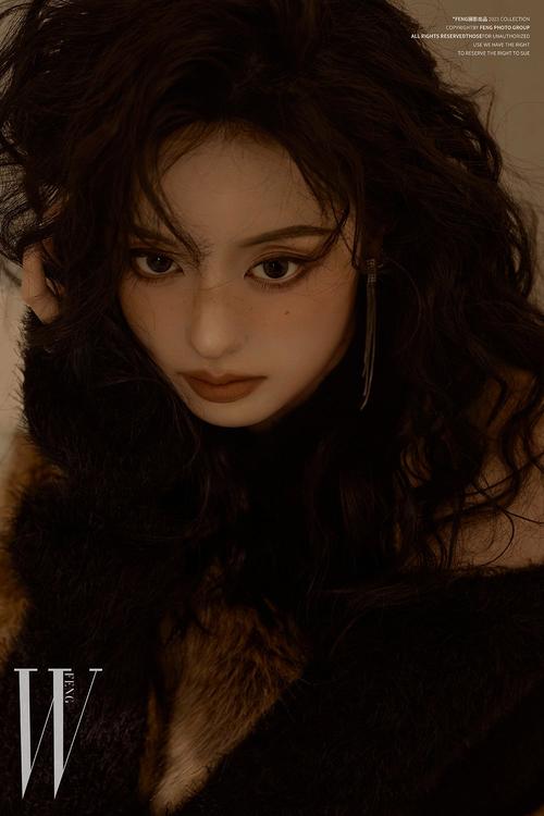 根据毛级大片（如《大决战》系列、《长征》等经典主旋律影片）生成SEO标题如下：

**重温毛级大片《大决战》：三大战役的战略智慧与革命英雄主义史诗**

（包含长尾关键词：毛级大片、三大战役的战略智慧、革命英雄主义史诗）