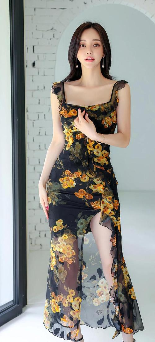 多人乱日欧美熟妇的相关介绍