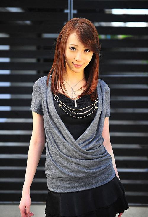 女士分泌物发黄是怎么回事的相关介绍