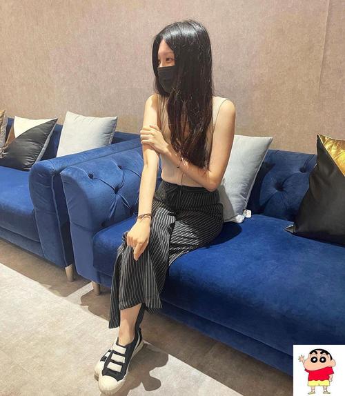 根据您的需求，生成一个SEO标题如下：

**www少妇穿搭指南：时尚搭配技巧与日常造型分享**  
（长尾关键词：少妇穿搭指南、时尚搭配技巧、日常造型分享）